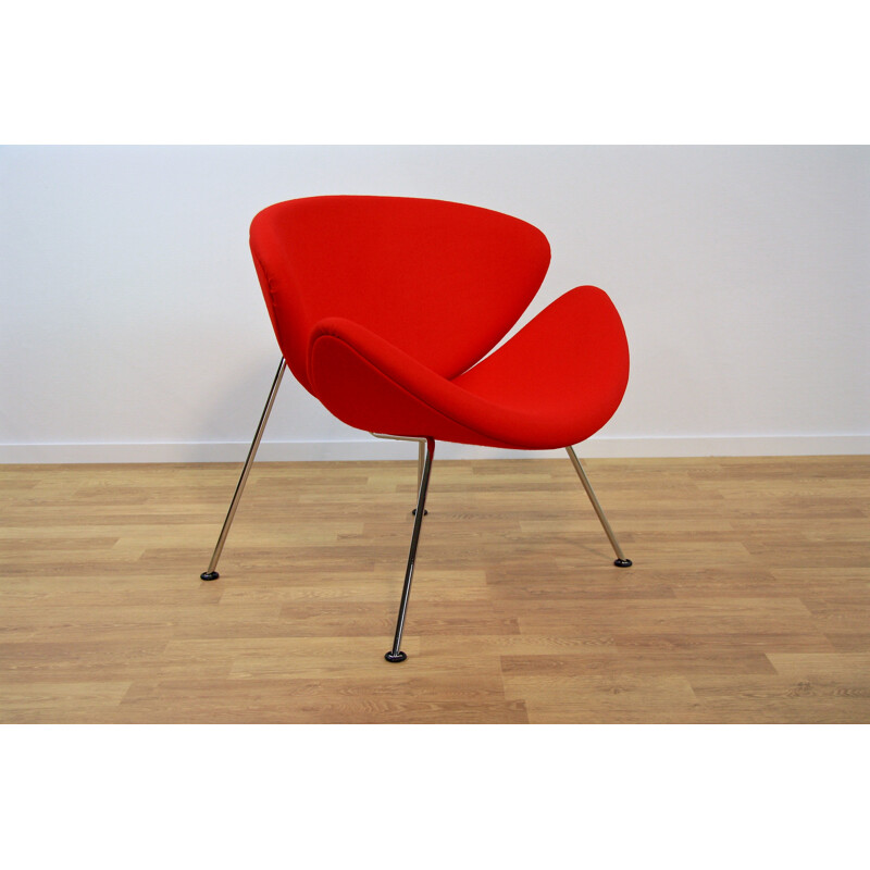 Artifort "Orange Slice" lounge chair in red fabric, Pierre PAULIN - 1970s