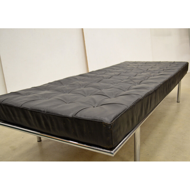 Vintage steel daybed by Mies van der Rohe for Knoll, 1960
