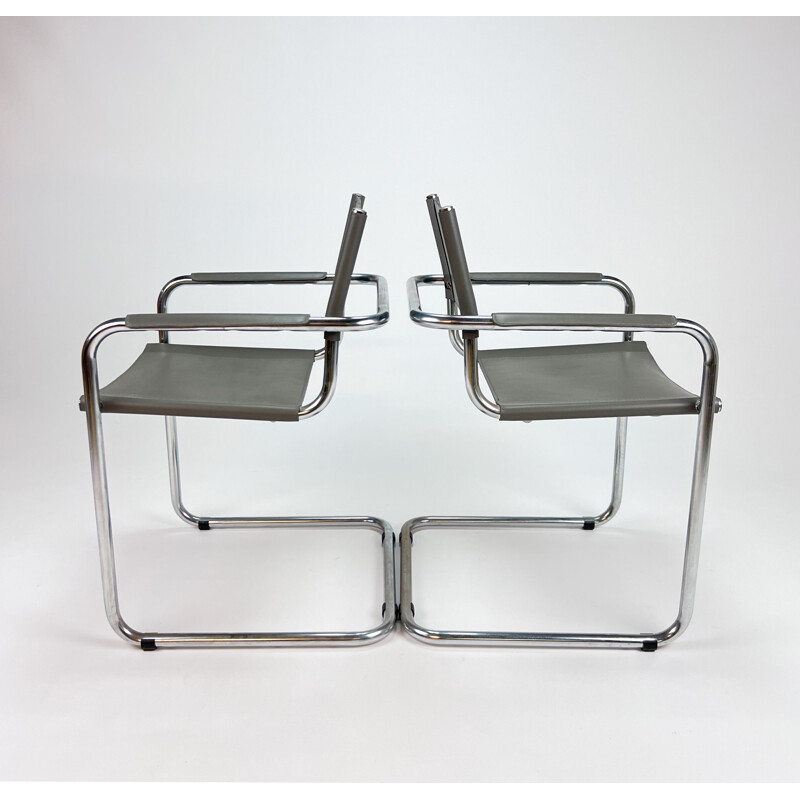 Pair of Bauhaus vintage cantilever tubular and leather armchairs, Italy 1970s