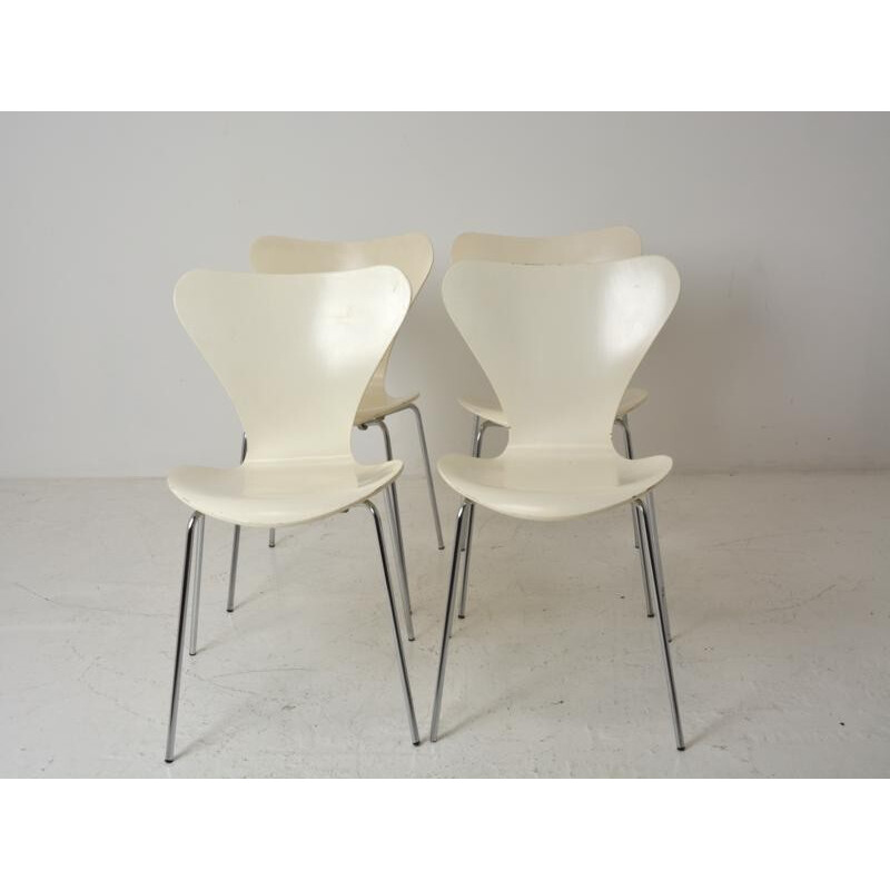 Set of 4 Fritz Hansen "Serie 7" chairs, Arne JACOBSEN - 1988