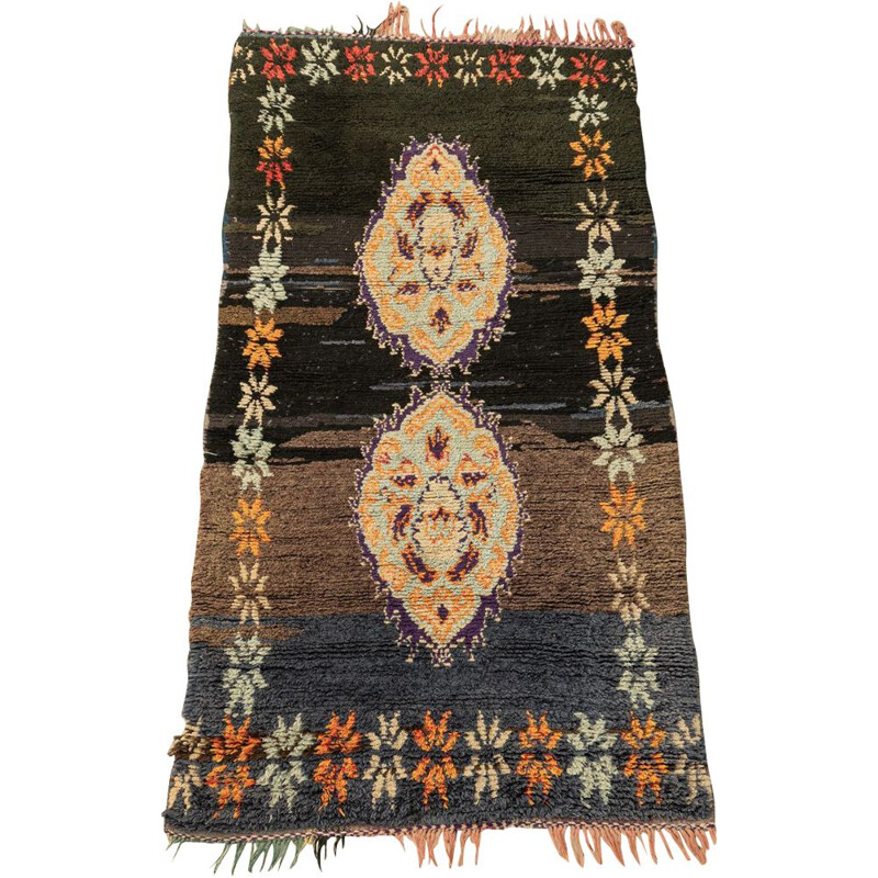 Vintage Berber carpet azilal in wool, Morocco