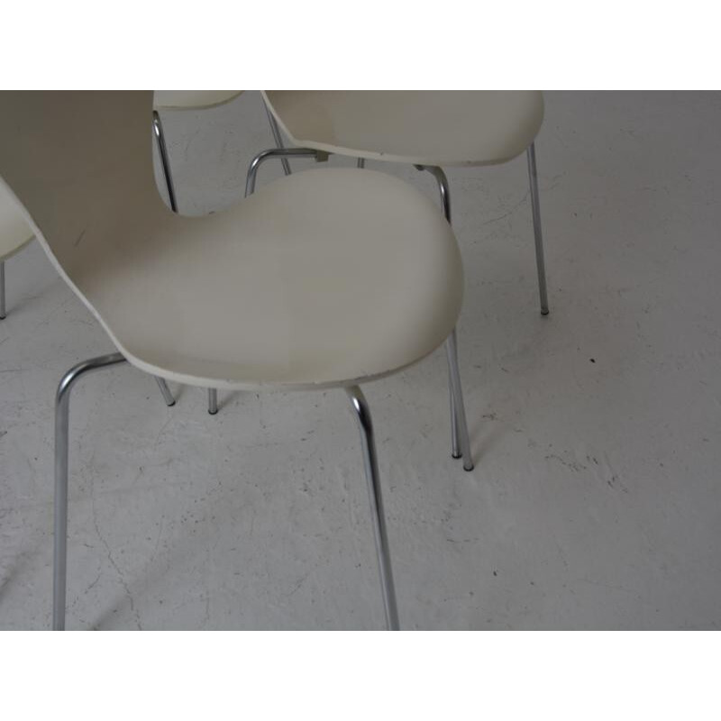 Set of 4 Fritz Hansen "Serie 7" chairs, Arne JACOBSEN - 1988