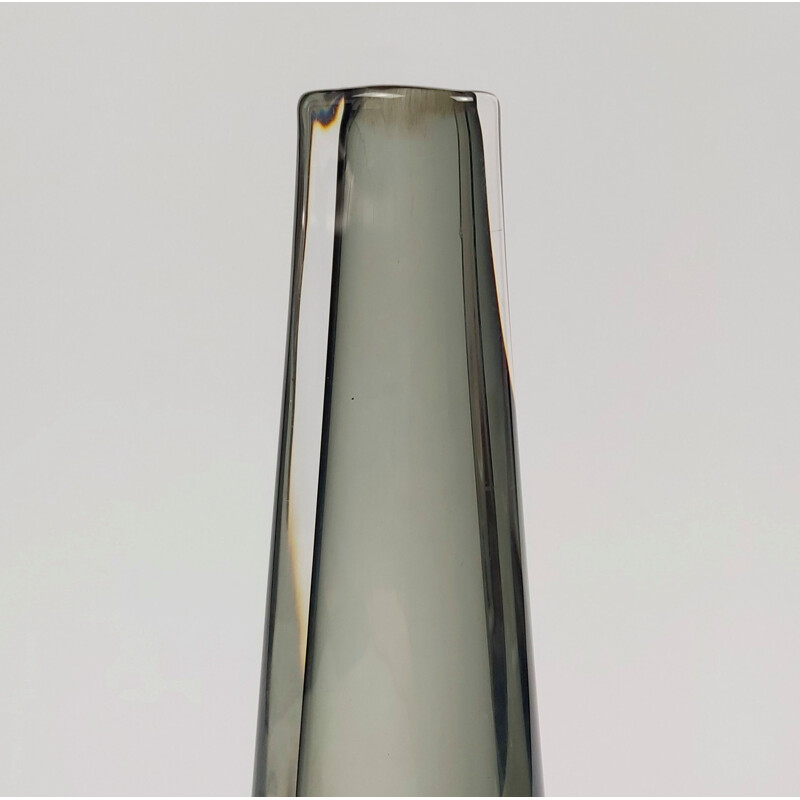 Scandinavian vintage dusk glass sommerso vase by Nils Landberg for Orrefors, Sweden 1960