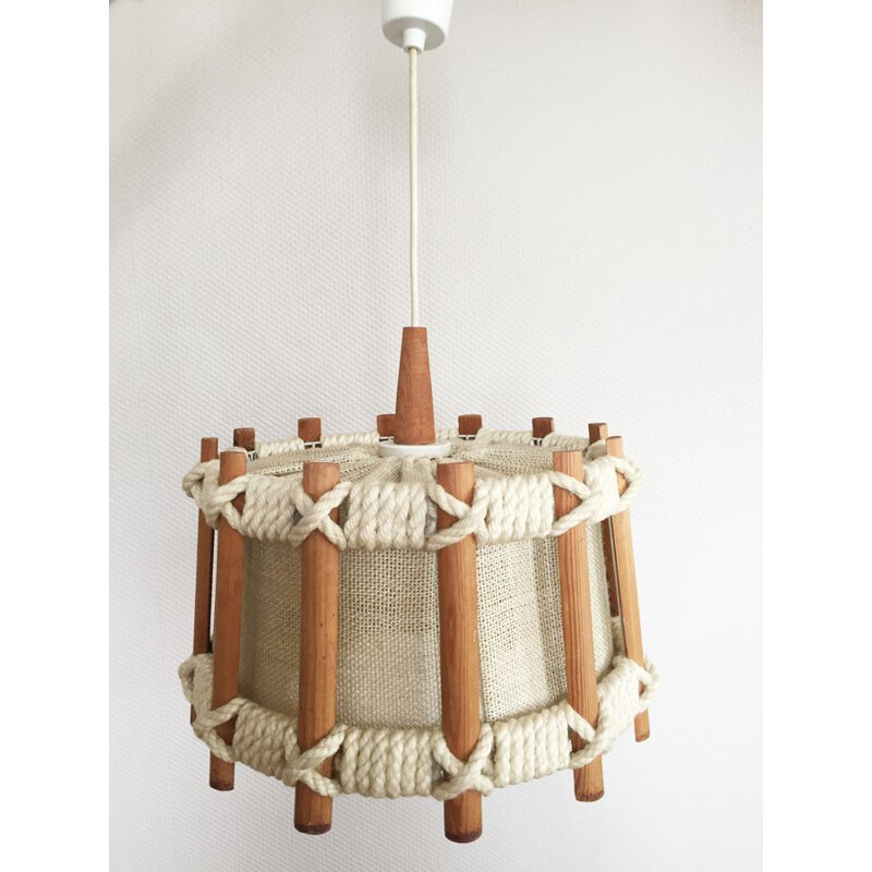 Corda e lâmpada de suspensão de madeira escandinava de Temde, 1960