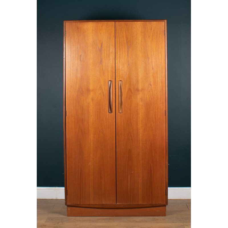 Armoire vintage en teck de Victor Wilkins pour G Plan, Angleterre 1960