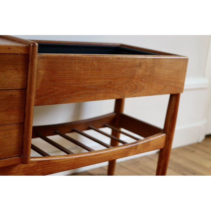 Scandinavian vintage teak planter by Arne Iversen, 1960