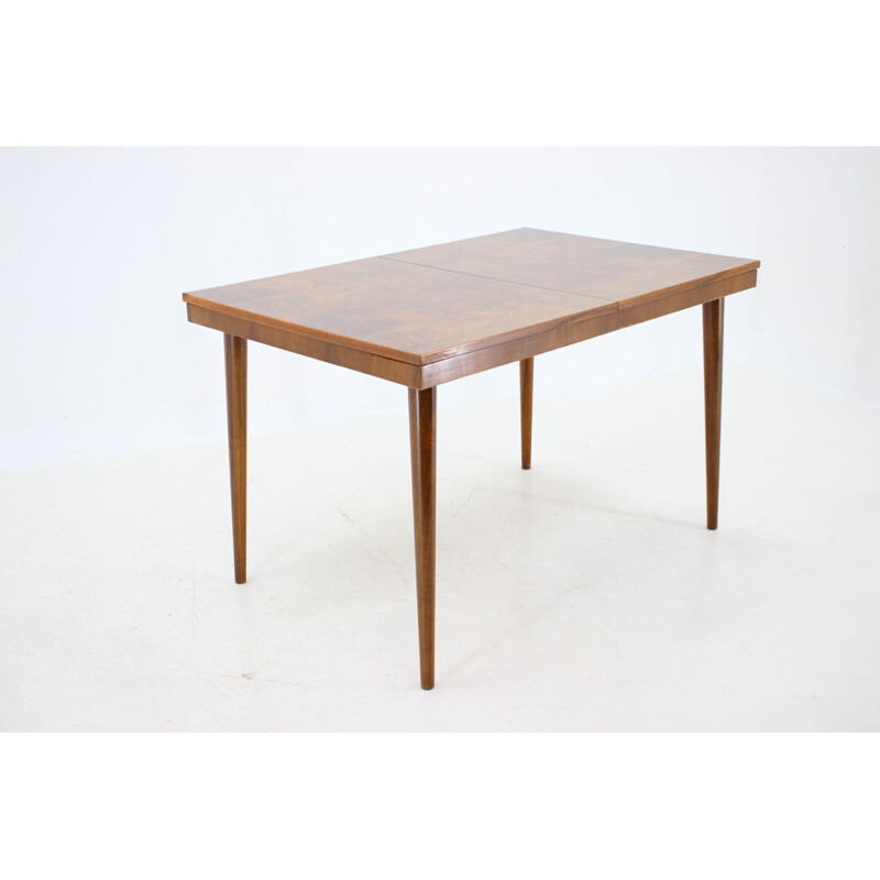 Vintage walnut extendable dining table in gloss finish, Czechoslovakia 1960s