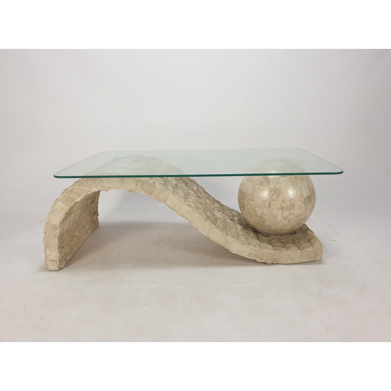 Table basse vintage en pierre de mactan par Magnussen Ponte, 1980