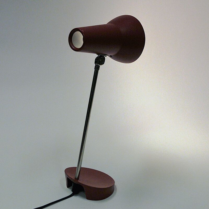 Lampe de bureau vintage en métal rouge par Asea Belysning, Suède 1950