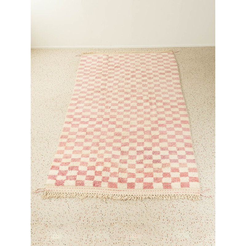 Vintage Pink Chess wool berber rug