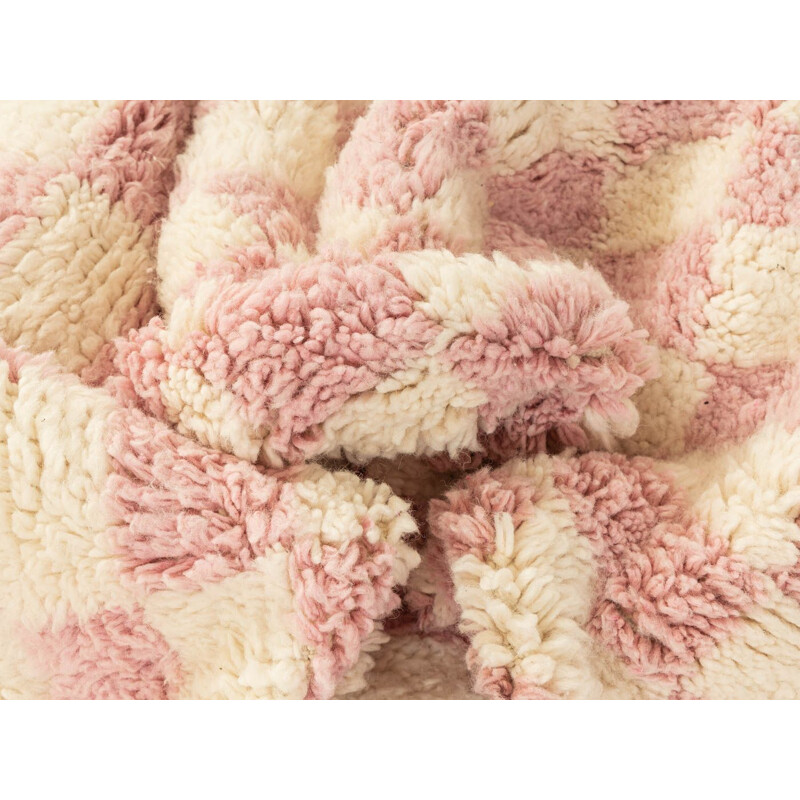 Vintage Pink Chess wool berber rug