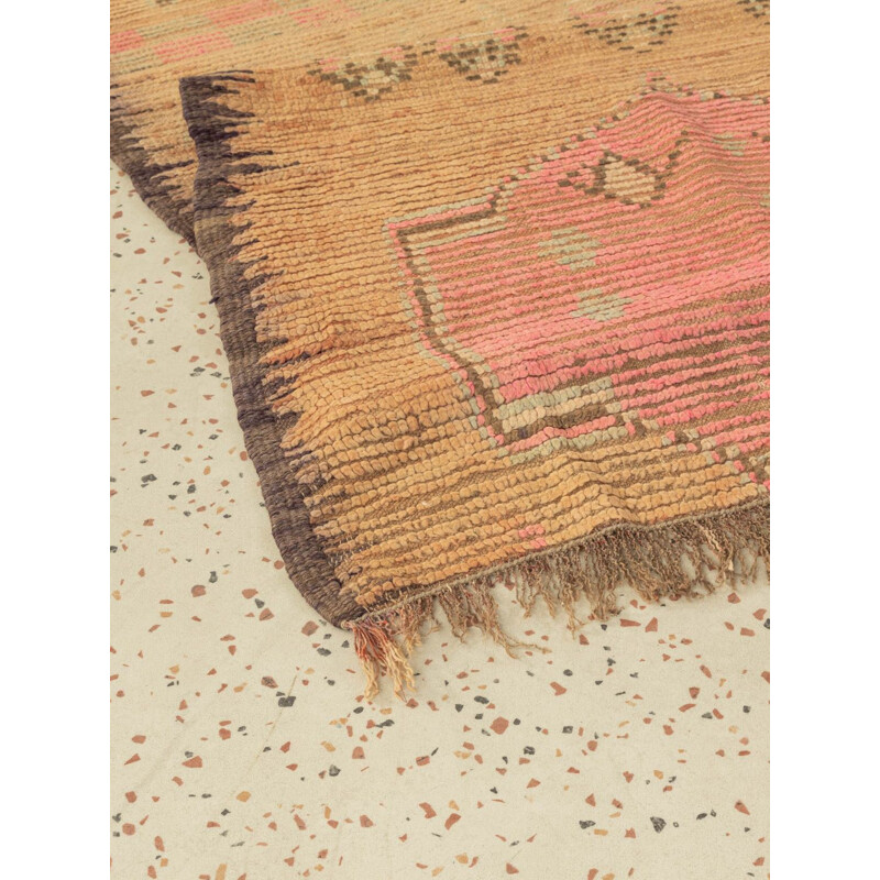 Vintage Berber carpet rehamna wool, Morocco