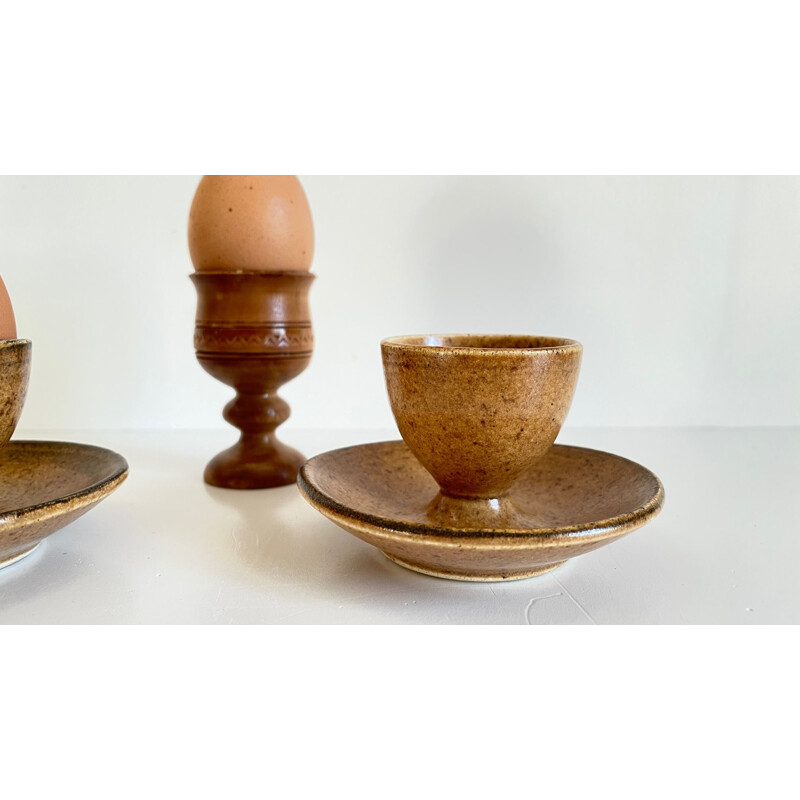Conjunto de 3 copos de cerâmica e de ovos de madeira vintage
