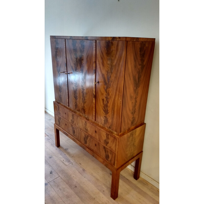 Large Danish cabinet in walnut - 1930s