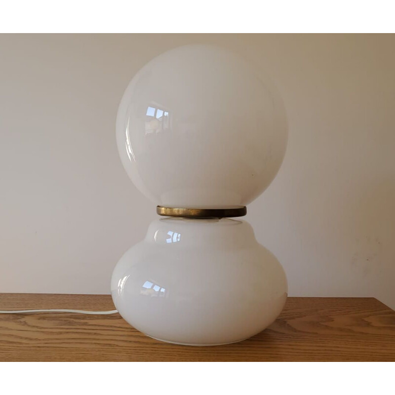 Lámpara de sobremesa vintage de vidrio con leche, 1970