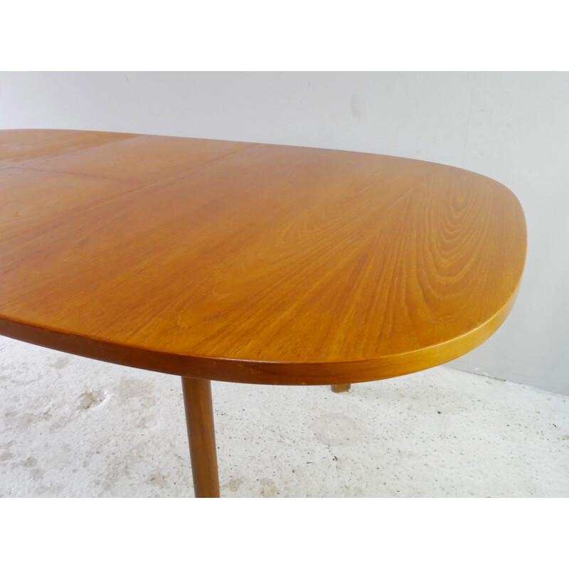 Vintage G Plan extending dining table by Victor Wilkins, 1970s