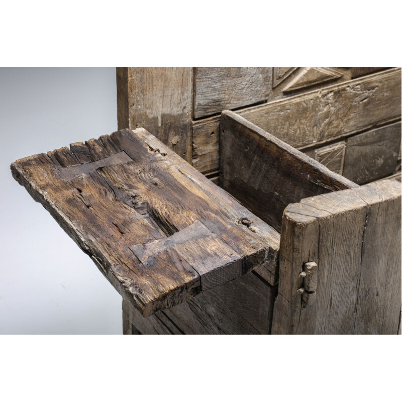 Vintage rustic graphical bench with armrests, 1800s