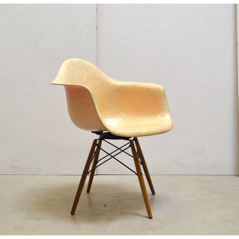 Sessel "Edge" Vintage 1. Auflage Paw von Charles Eames für Zenith Plastics