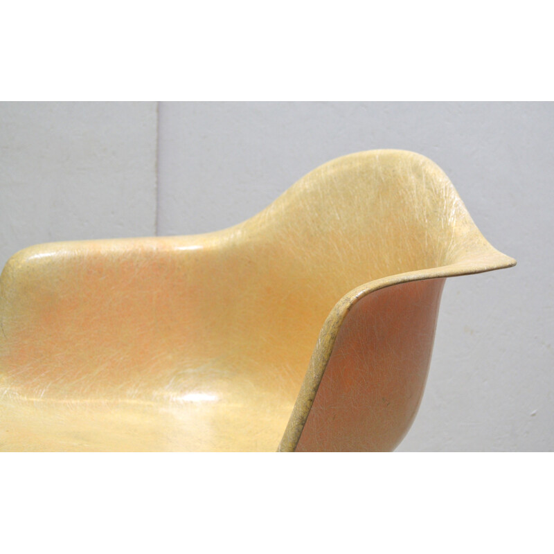 Edge" vintage fauteuil 1e editie Paw door Charles Eames voor Zenith Plastics