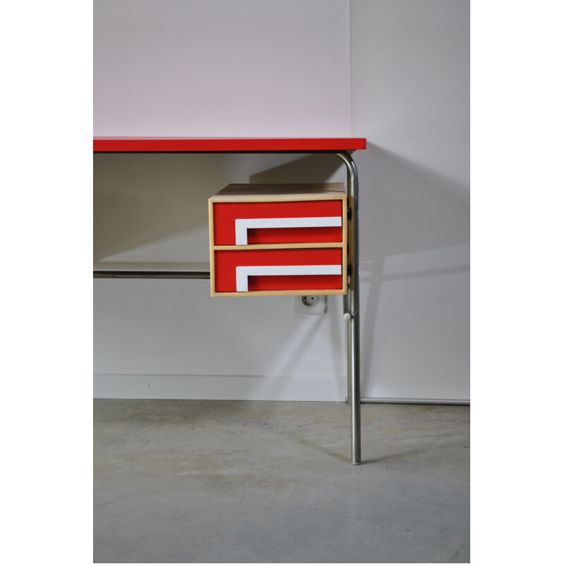 Vintage red desk with 4 drawers, 1970