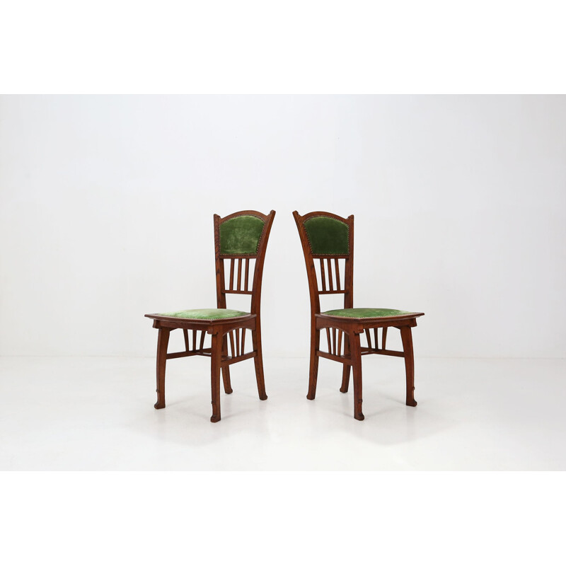 Paire de chaises vintage en bois de chêne et velours par Gustave Serrurier-Bovy, 1900