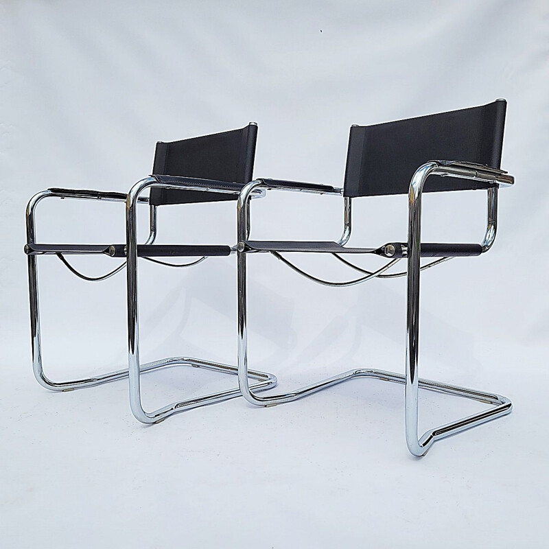 Par de cadeiras vintage em cromo e couro, Itália 1980