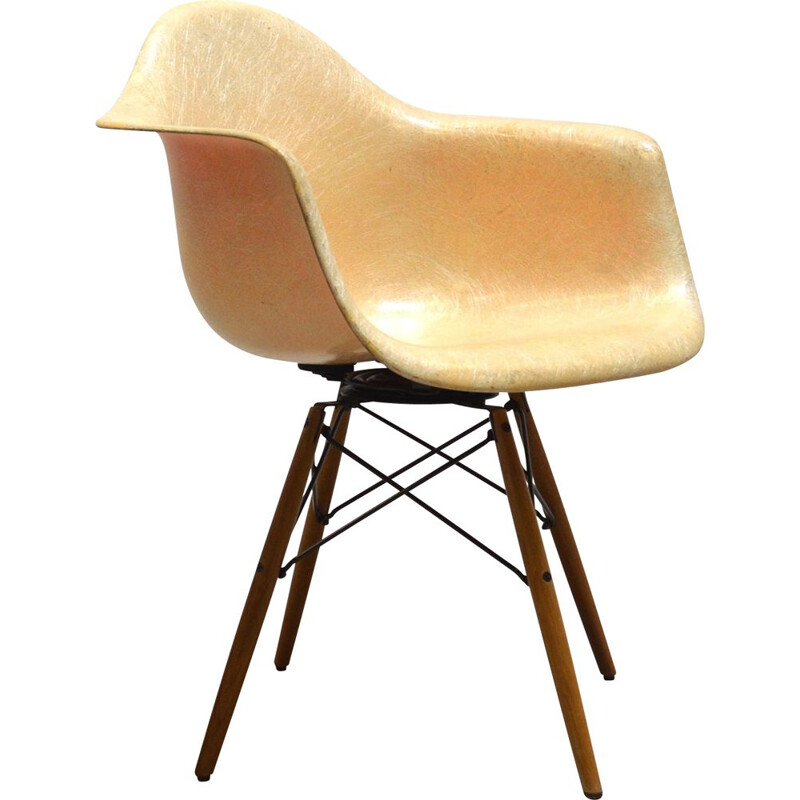 Edge" vintage armchair 1st edition Paw by Charles Eames for Zenith Plastics