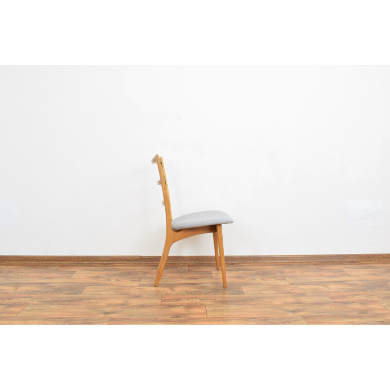 Set of 6 vintage cherry wood chairs by Marian Grabińskich, Germany 1960