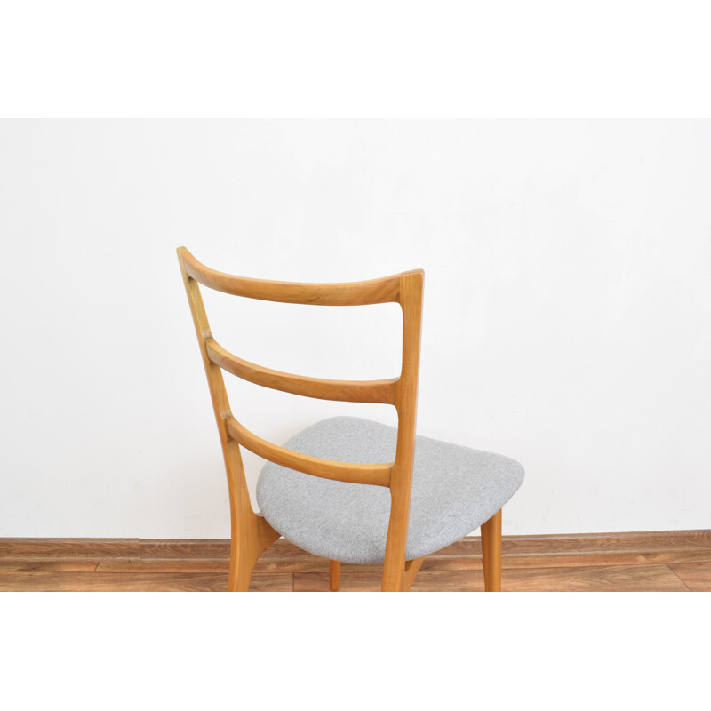 Set of 6 vintage cherry wood chairs by Marian Grabińskich, Germany 1960