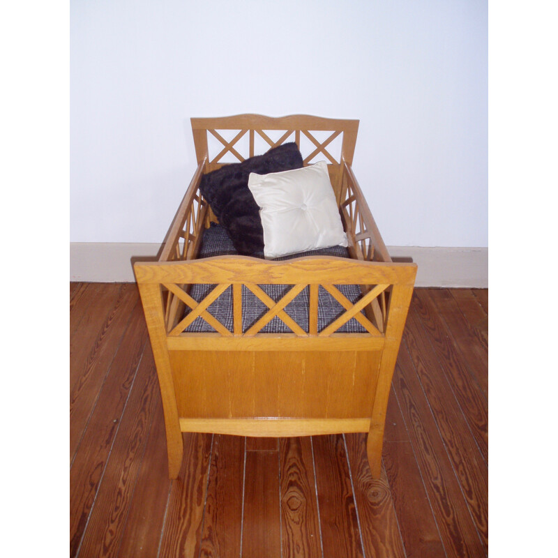 Mid-century child oak bed - 1950s