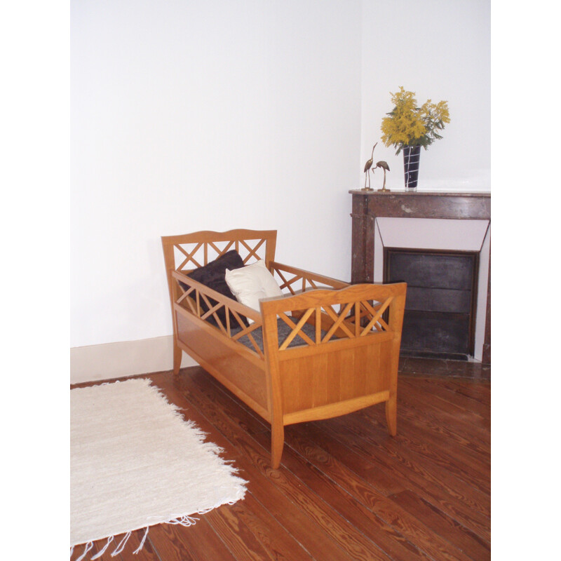 Mid-century child oak bed - 1950s