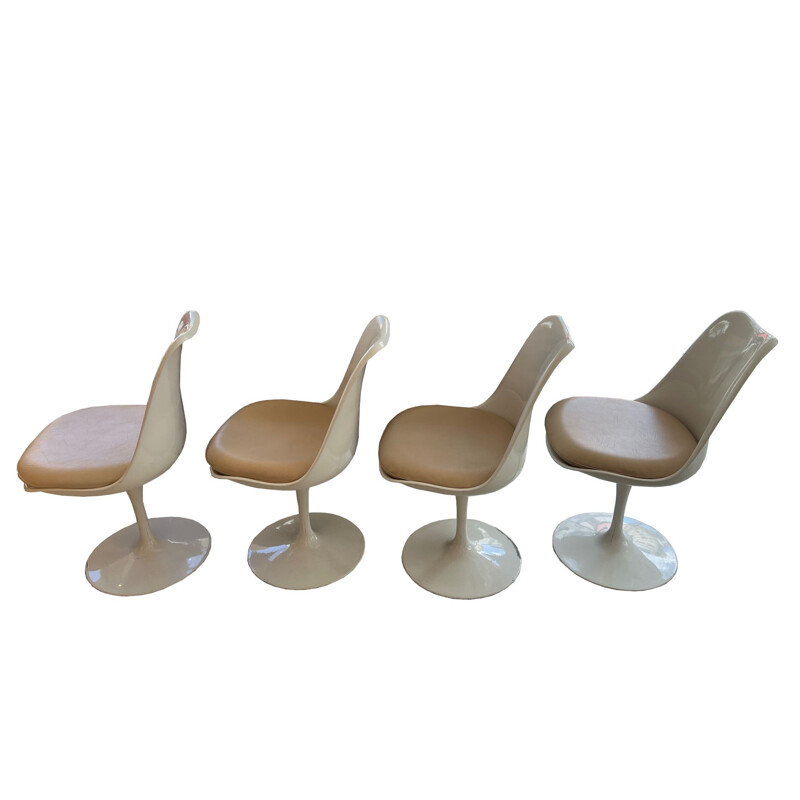 Set of 4 vintage tulip chairs by Eero Saarinen for Knoll, 1960s