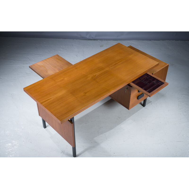 Vintage teakhouten bureau van Cees Braakman voor Pastoe, 1960