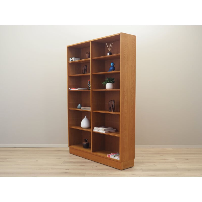 Vintage ash wood bookcase by Hundevad and Co, Denmark 1970