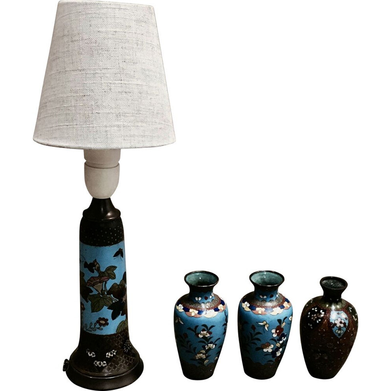 Set di lampada e 3 vasi scandinavi d'epoca in ottone, 1950