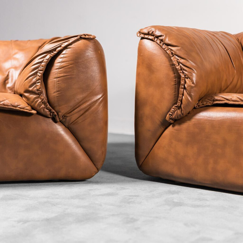 Pair of vintage armchairs in brown leather and wooden, 1970s
