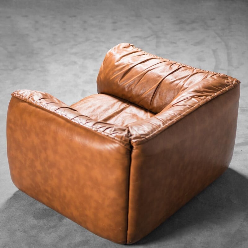 Pair of vintage armchairs in brown leather and wooden, 1970s
