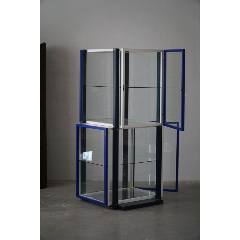 Vintage display cabinet by Marcel Breuer, 1925