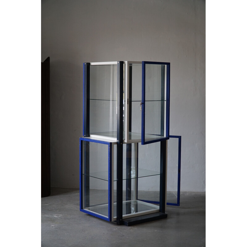 Vintage display cabinet by Marcel Breuer, 1925