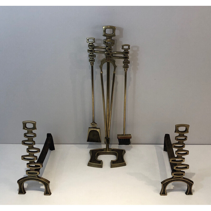 Pair of vintage modernist brass andirons with fire kit, Italy 1970