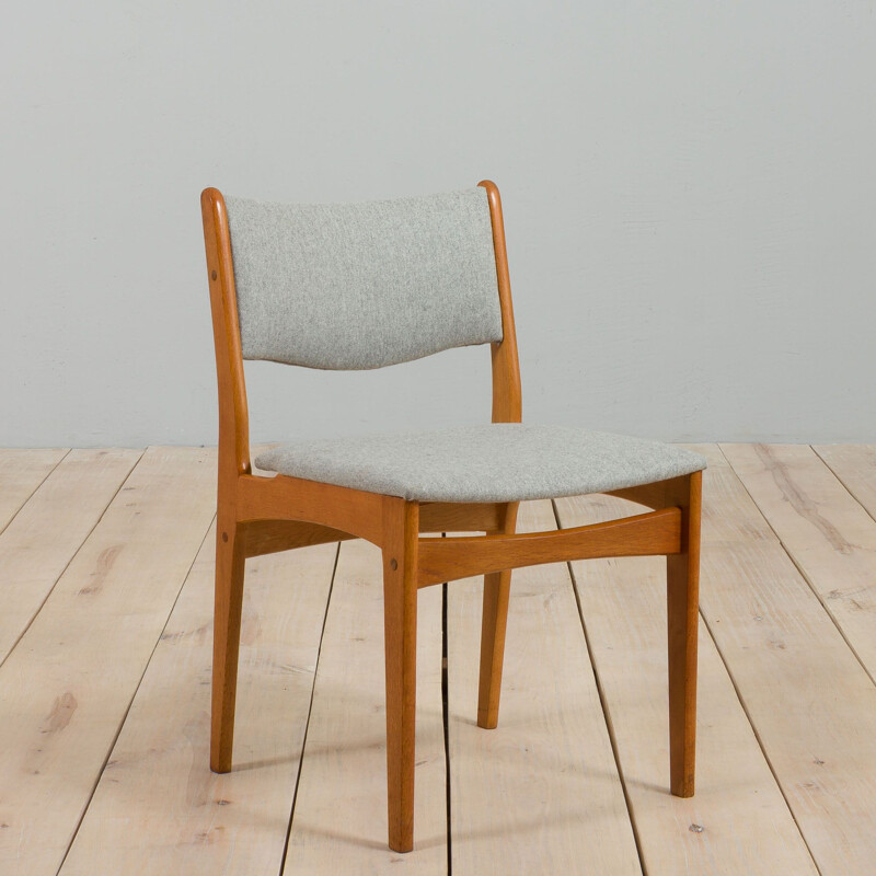 Set of 6 vintage oakwood dining chairs by Johannes Andersen for Uldum Mobelfabrik, Denmark 1960s