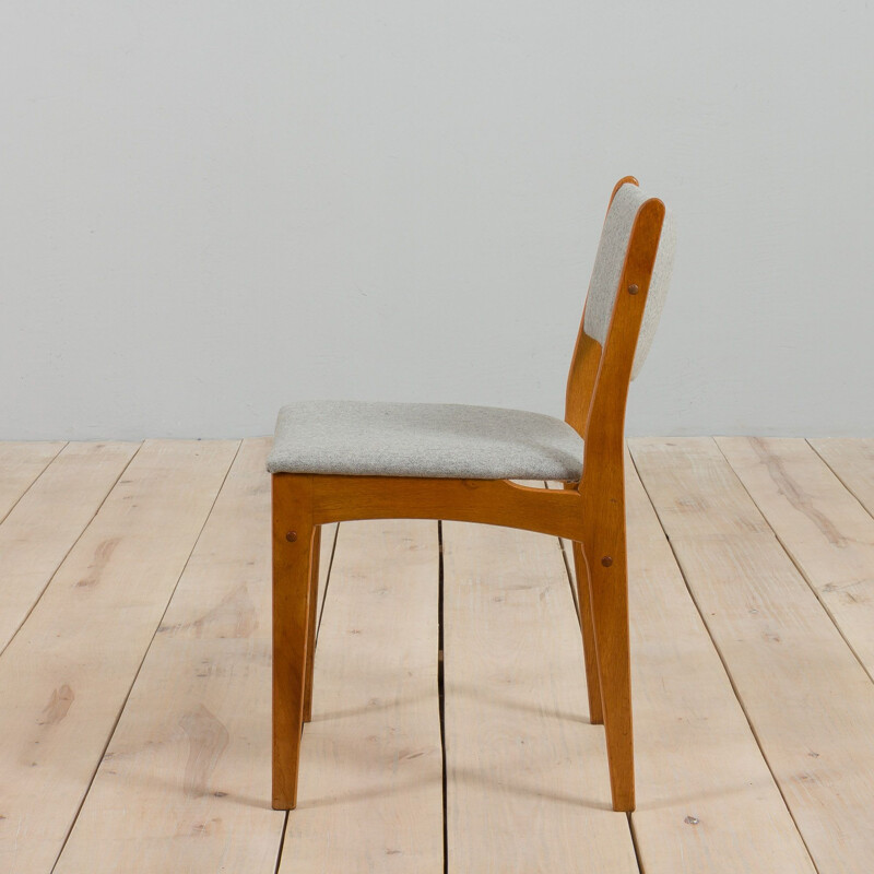 Set of 6 vintage oakwood dining chairs by Johannes Andersen for Uldum Mobelfabrik, Denmark 1960s