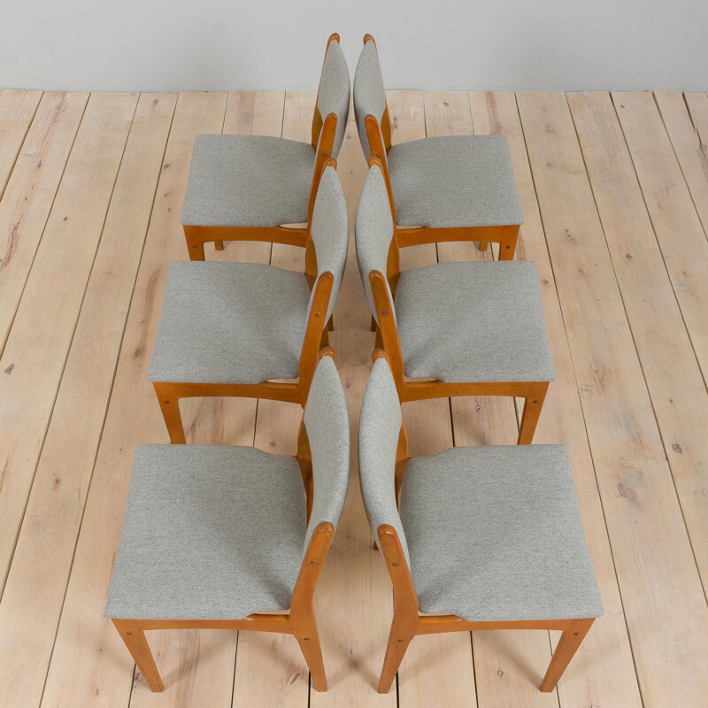 Set of 6 vintage oakwood dining chairs by Johannes Andersen for Uldum Mobelfabrik, Denmark 1960s