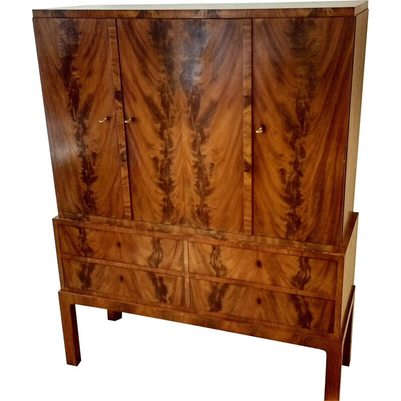 Large Danish cabinet in walnut - 1930s