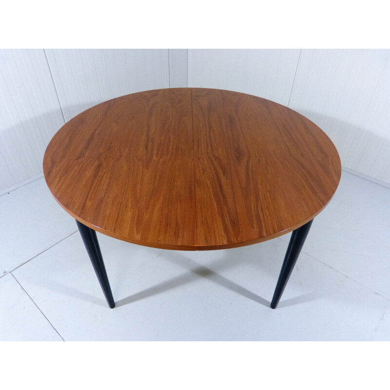 Asko extensible dining table in teak, Ilmari TAPIOVAARA - 1950s