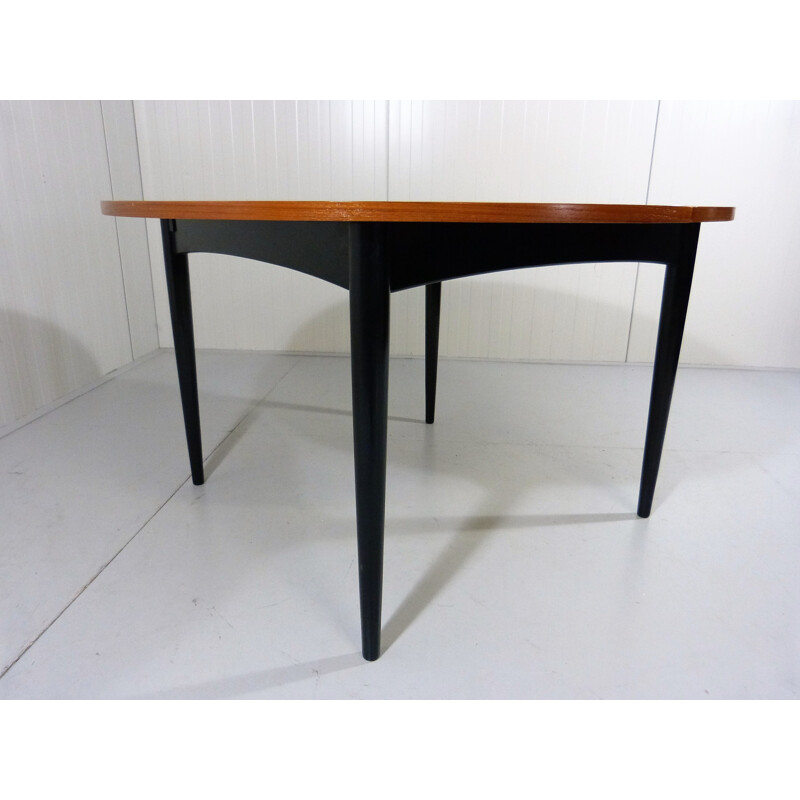 Asko extensible dining table in teak, Ilmari TAPIOVAARA - 1950s