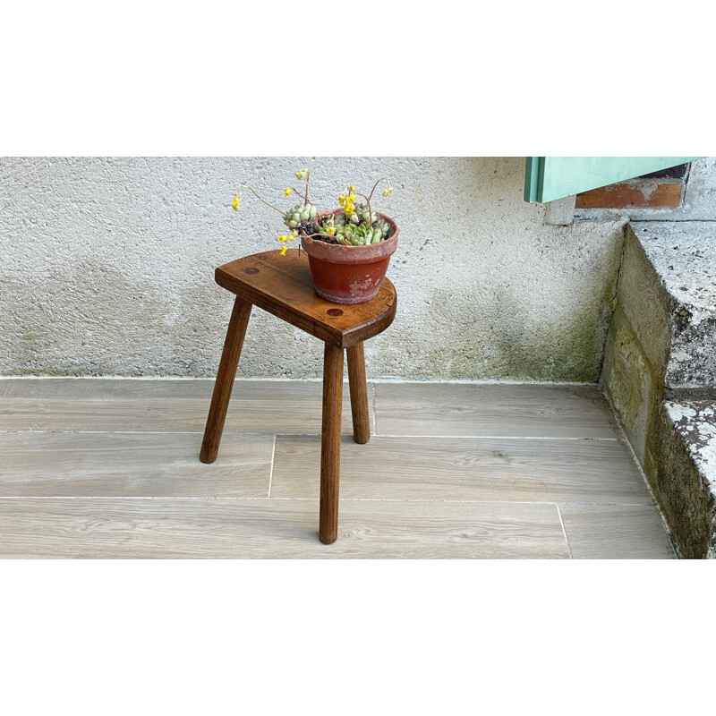 Vintage tripod stool in solid oakwood