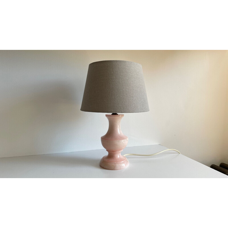 Vintage lamp with feet in pink alabaster stone