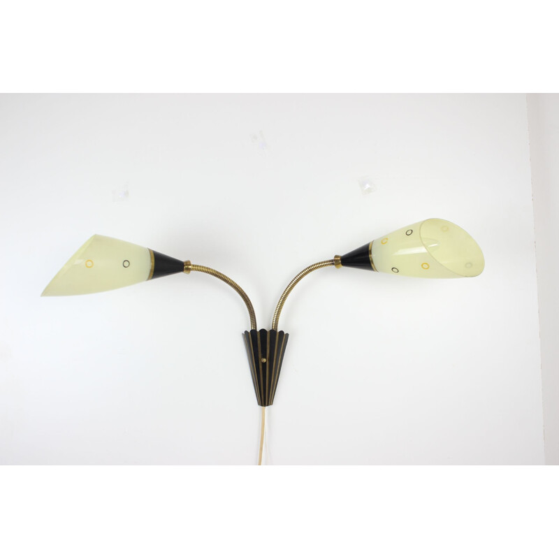 Vintage wandlamp van glas en messing, Tsjechoslowakije 1960