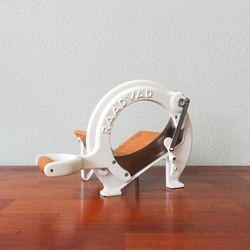 Vintage bread cutter white 294 by Ove Larsen for Raadvad, Denmark 1970